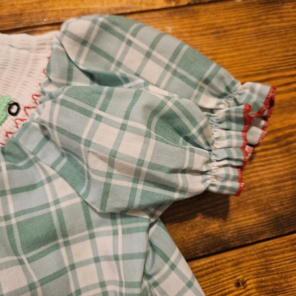 Marie Nicole Smocked Farm Dress Girls Size‎ Small 2T Green Plaid Barn Tractor